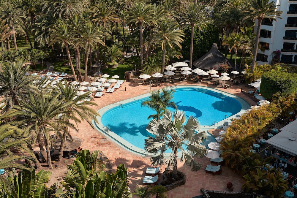 Seaside Palm Beach — Swimming pool in Meloneras, Canary Islands