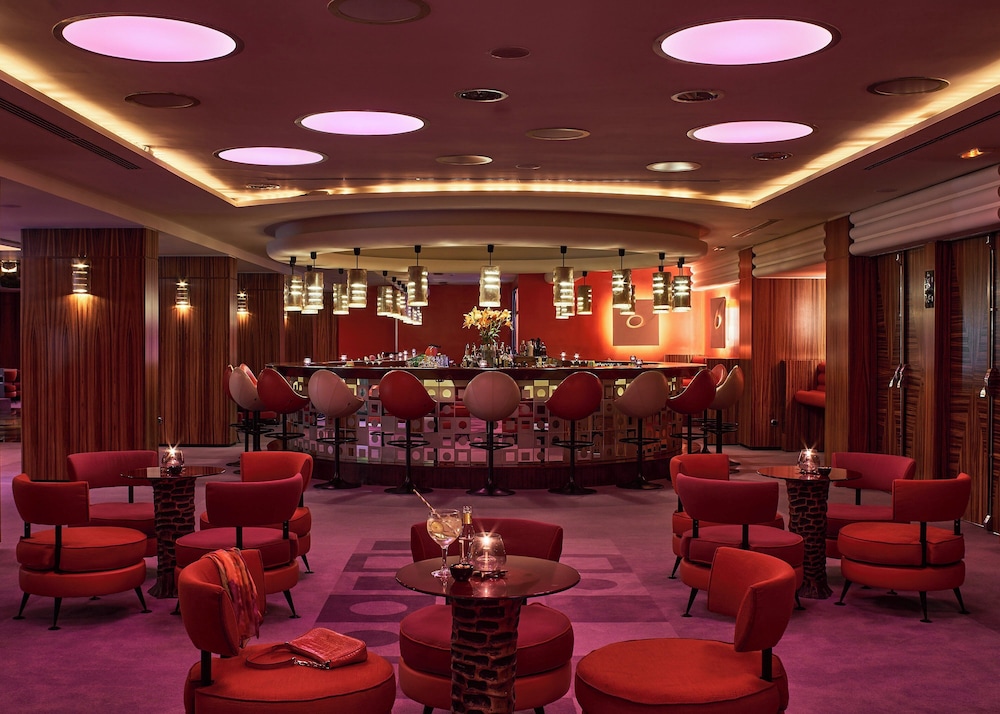 Seaside Palm Beach — Restaurant & bars in Meloneras, Canary Islands