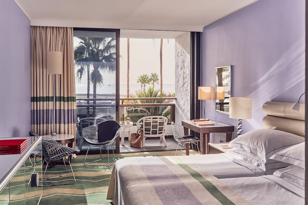Seaside Palm Beach — Hotel rooms in Meloneras, Canary Islands
