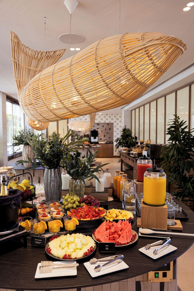 Hotel Simbad — Restaurant & bars in Ibiza Town, Balearic Islands