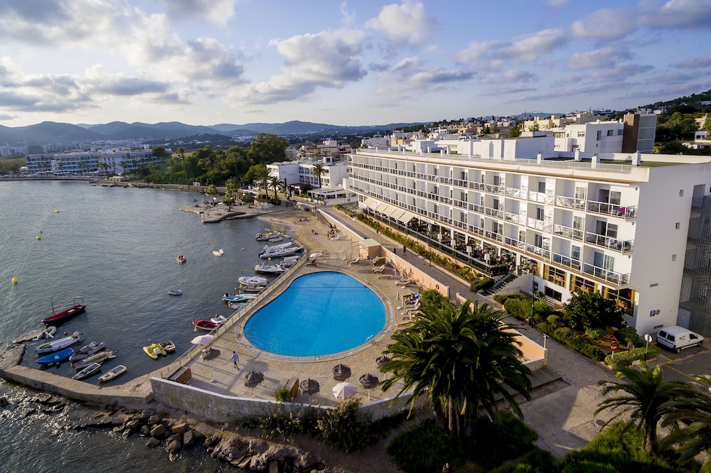 Hotel Simbad — Swimming pool in Ibiza Town, Balearic Islands