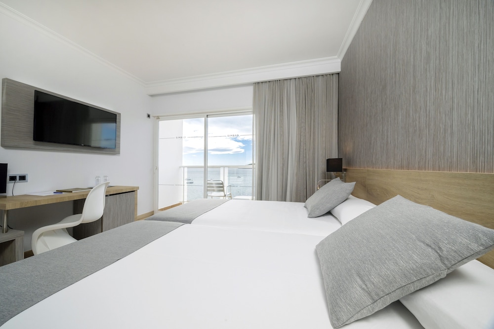 Hotel Simbad — Hotel rooms in Ibiza Town, Balearic Islands