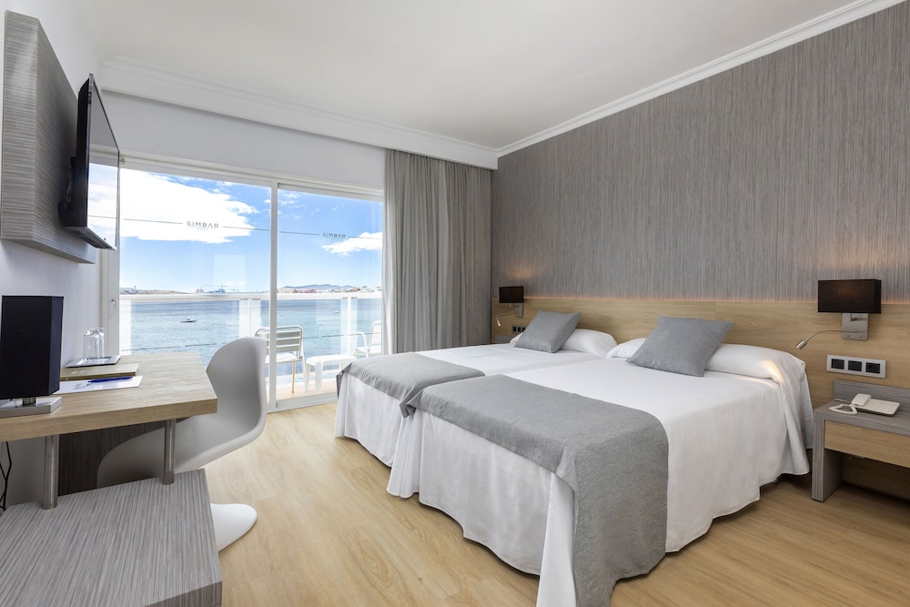Hotel Simbad — Hotel rooms in Ibiza Town, Balearic Islands