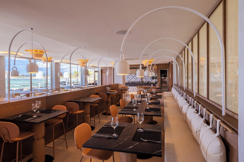Hotel Simbad — Restaurant & bars in Ibiza Town, Balearic Islands
