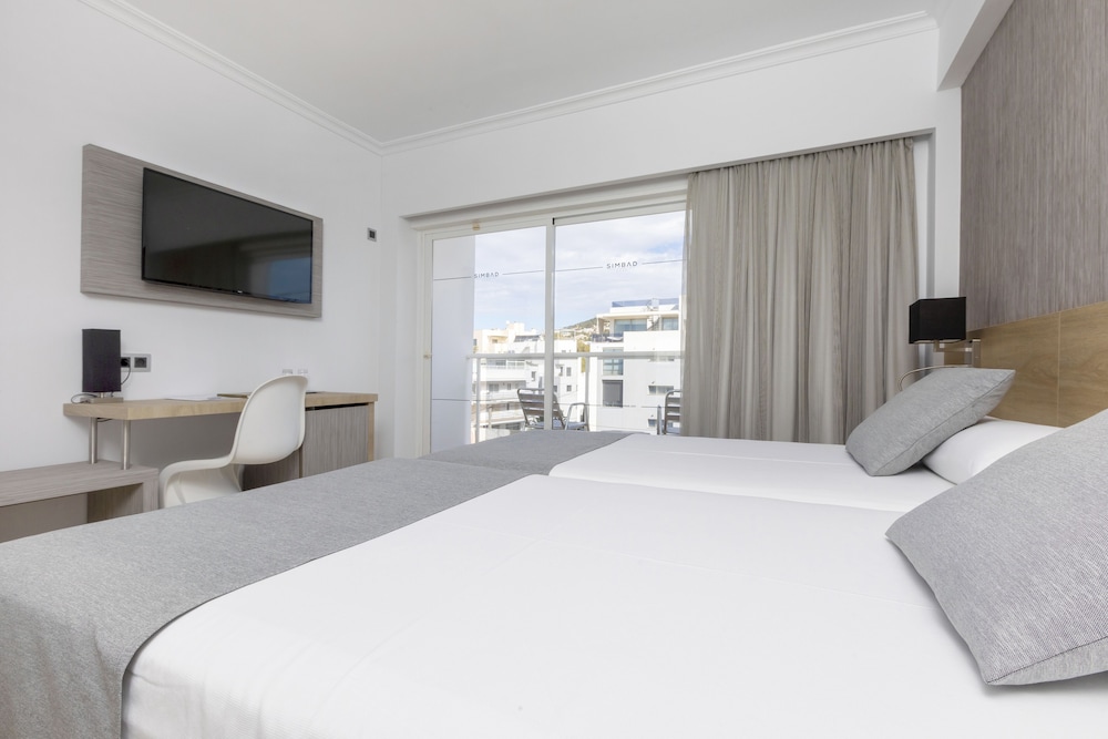 Hotel Simbad — Hotel rooms in Ibiza Town, Balearic Islands