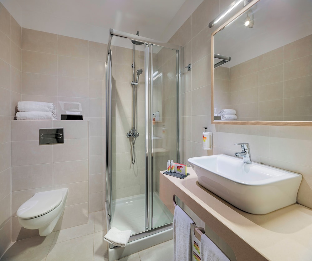 Sol Sun Beach Apartamentos — Hotel rooms in Costa Adeje, Canary Islands