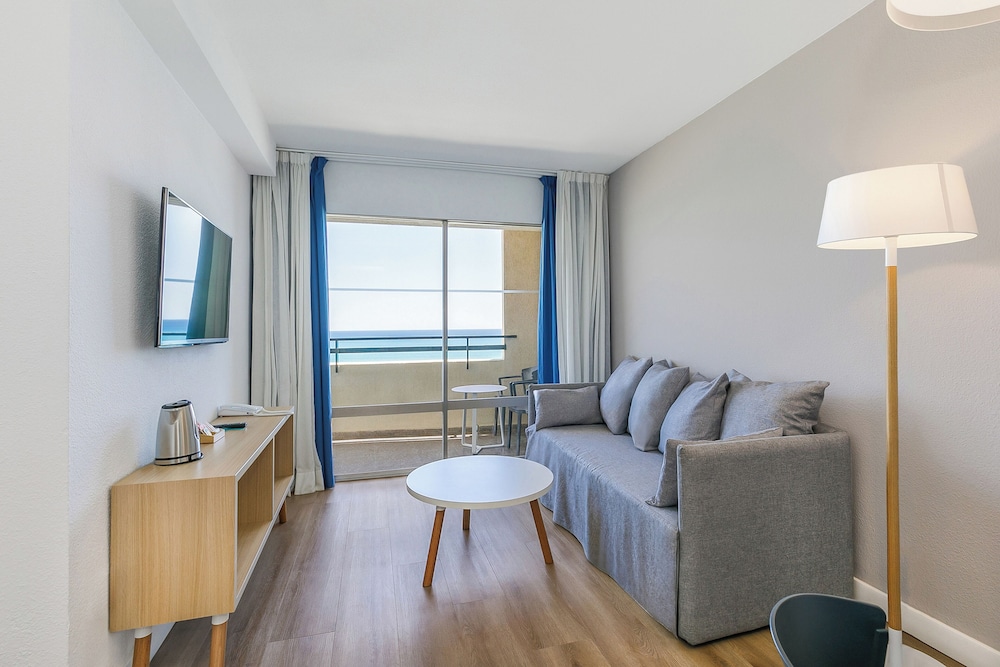 Sol Puerto Marina — Hotel rooms in Torremolinos, Andalusia