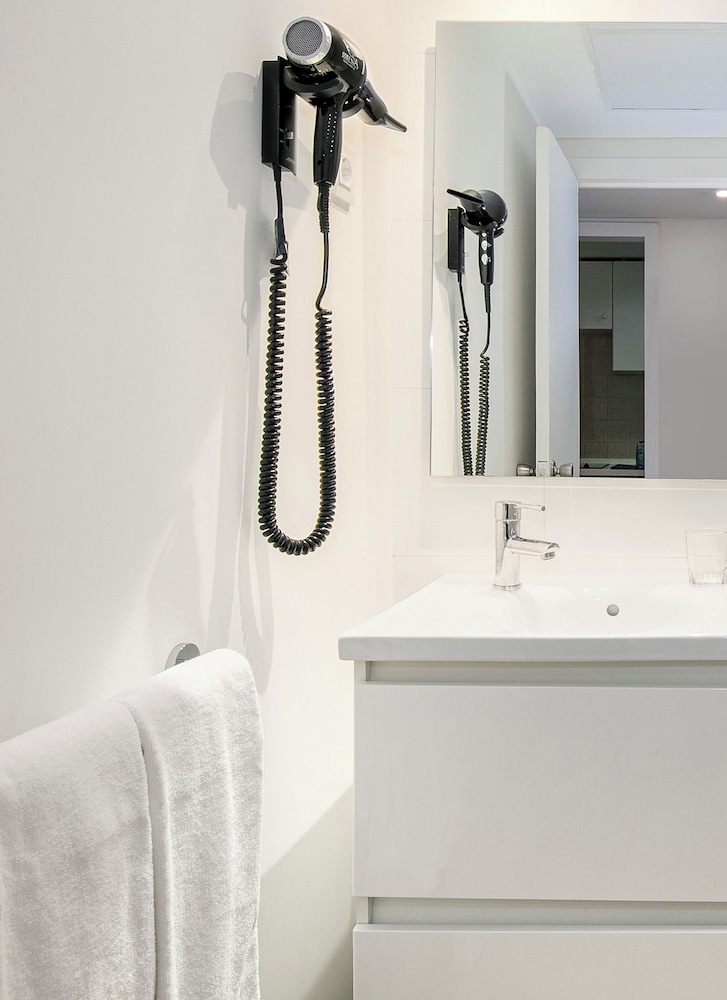 Sol Puerto Marina — Hotel rooms in Torremolinos, Andalusia