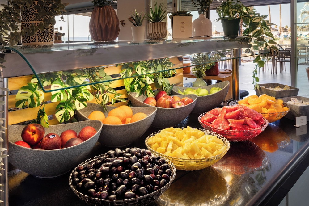 Sol Puerto Marina — Restaurant & bars in Torremolinos, Andalusia