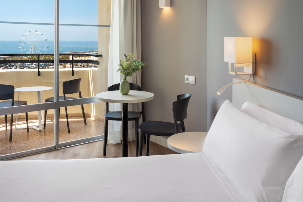 Sol Puerto Marina — Hotel rooms in Torremolinos, Andalusia