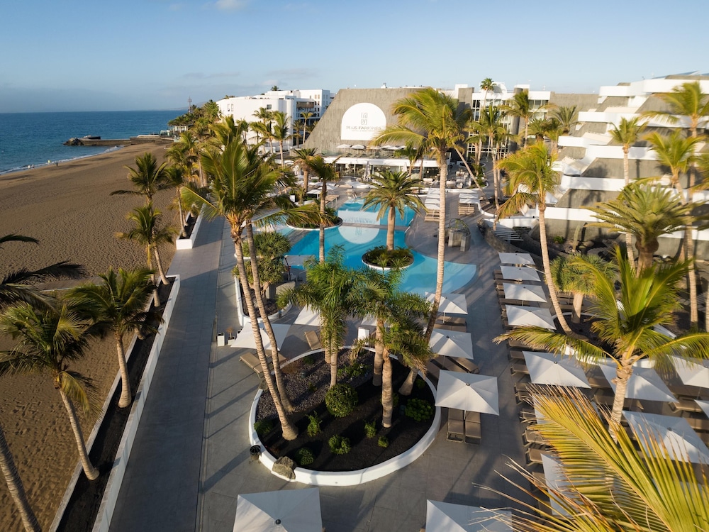 Plus Fariones Suite Hotel — Swimming pool in Puerto del Carmen, Canary Islands