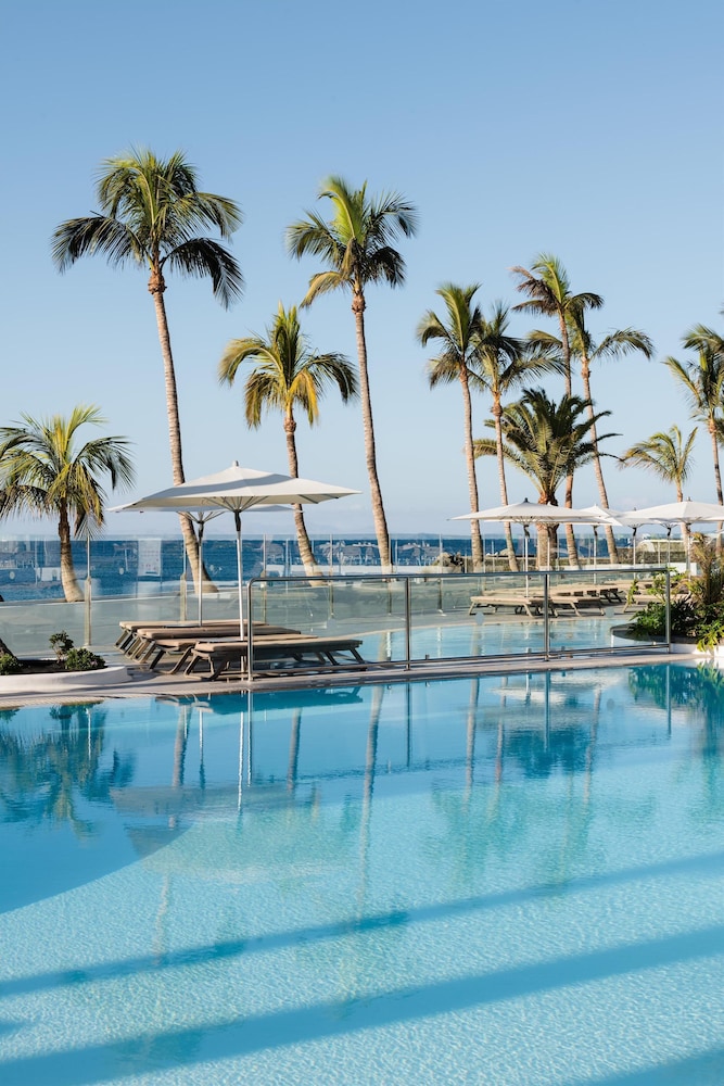 Plus Fariones Suite Hotel — Swimming pool in Puerto del Carmen, Canary Islands