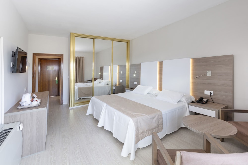 Mar Hotels Paguera & Spa — Hotel rooms in Peguera, Balearic Islands