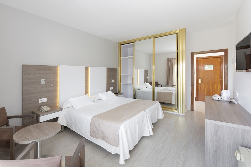 Mar Hotels Paguera & Spa — Hotel rooms in Peguera, Balearic Islands