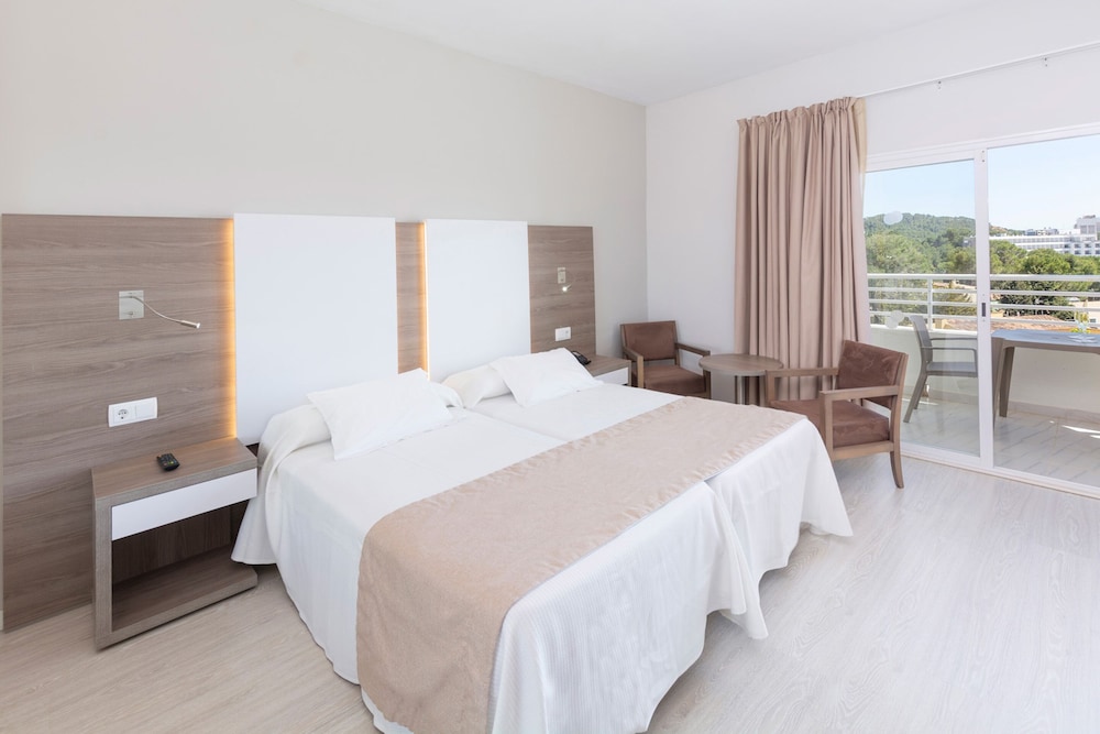 Mar Hotels Paguera & Spa — Hotel rooms in Peguera, Balearic Islands