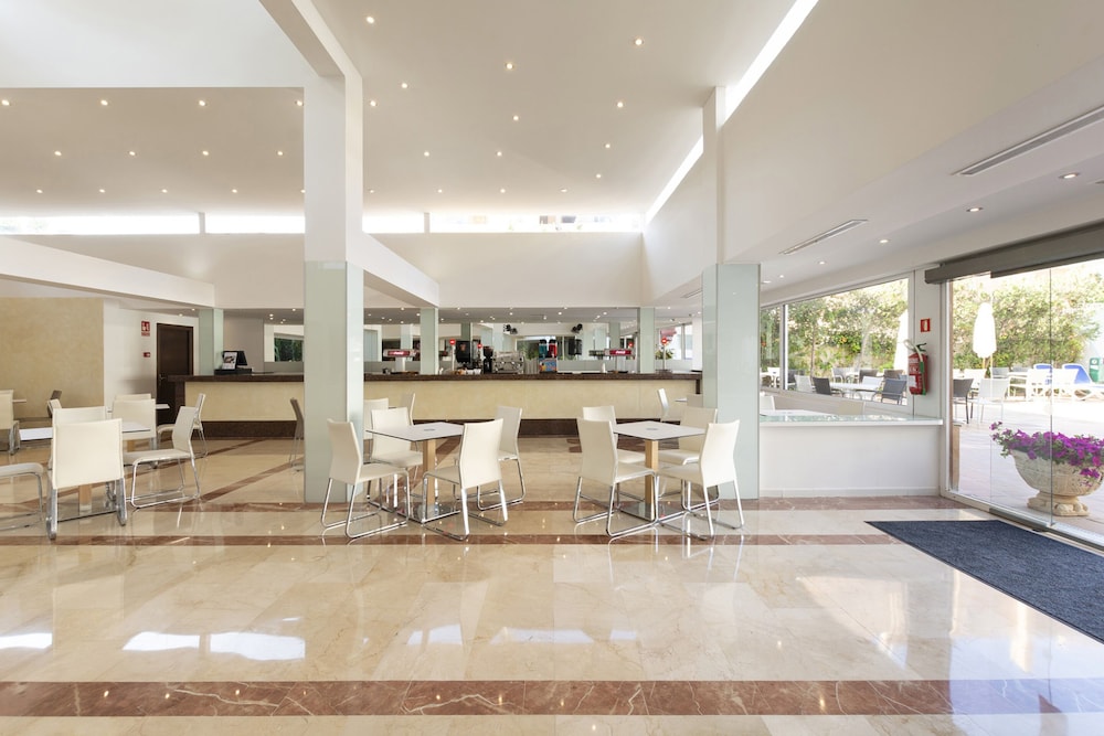 Mar Hotels Paguera & Spa — Restaurant & bars in Peguera, Balearic Islands