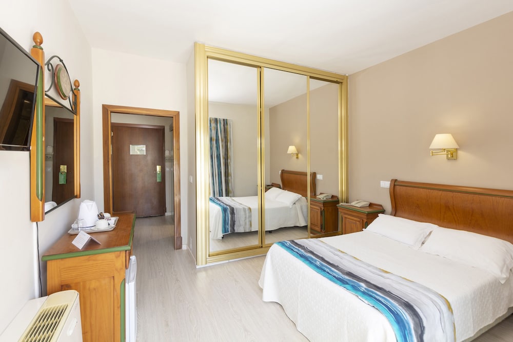 Mar Hotels Paguera & Spa — Hotel rooms in Peguera, Balearic Islands