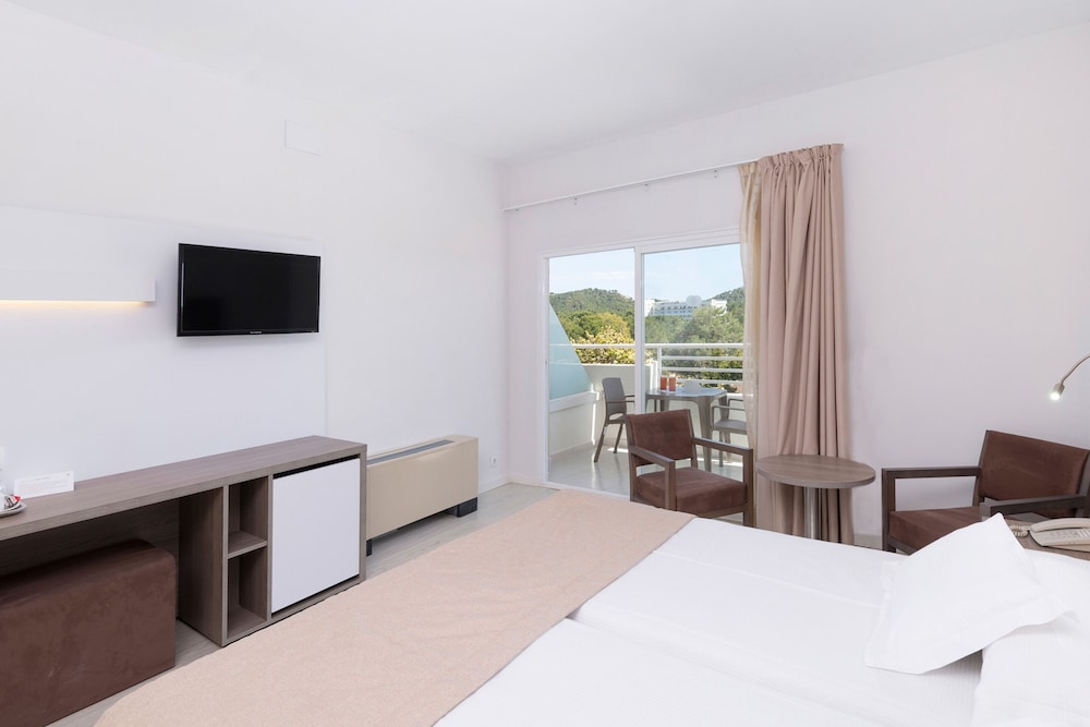 Mar Hotels Paguera & Spa — Hotel rooms in Peguera, Balearic Islands