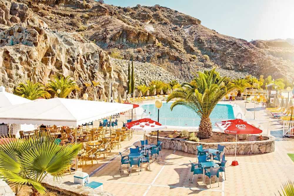 Servatur Terrazamar Suite & Sun Suite — Beach in Puerto Rico, Canary Islands