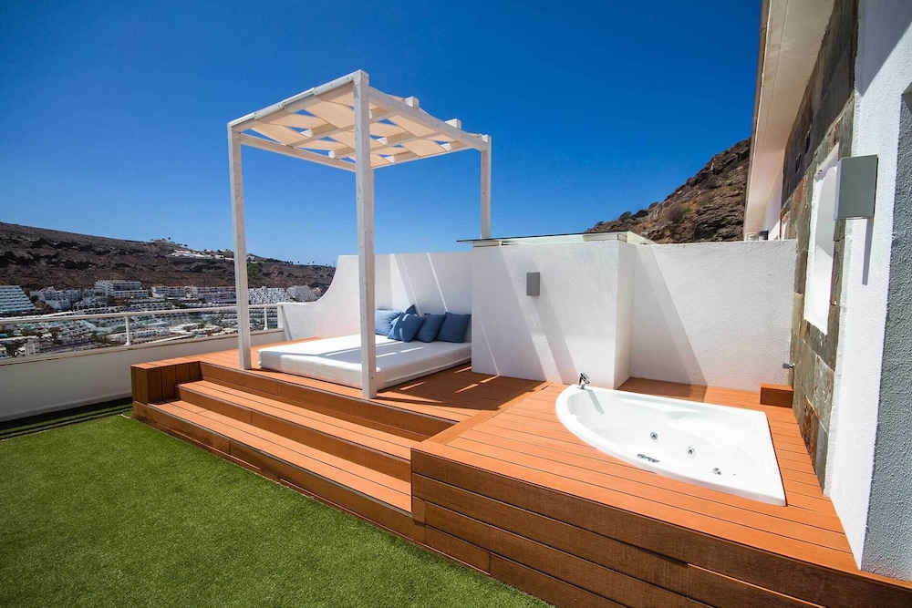 Servatur Terrazamar Suite & Sun Suite — Spa in Puerto Rico, Canary Islands