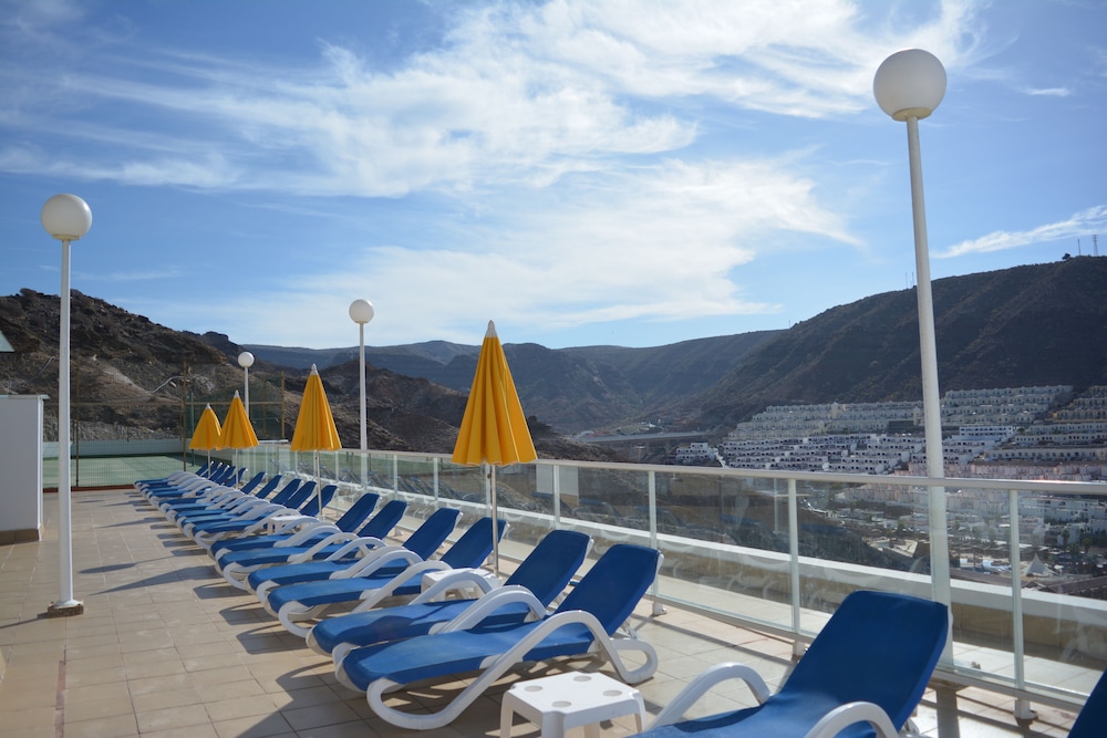 Servatur Terrazamar Suite & Sun Suite — Beach in Puerto Rico, Canary Islands