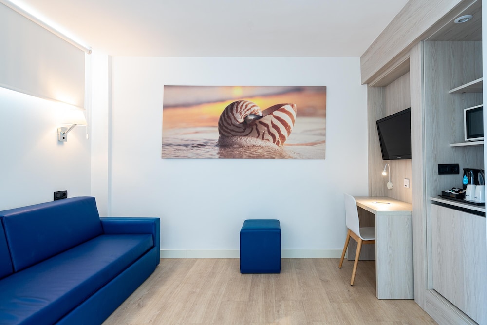 Hotel THB Sa Coma Platja — Hotel rooms in Sa Coma, Balearic Islands