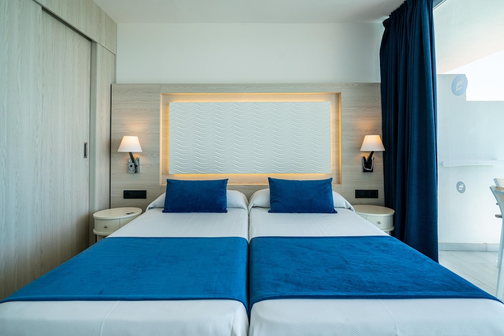 Hotel THB Sa Coma Platja — Hotel rooms in Sa Coma, Balearic Islands