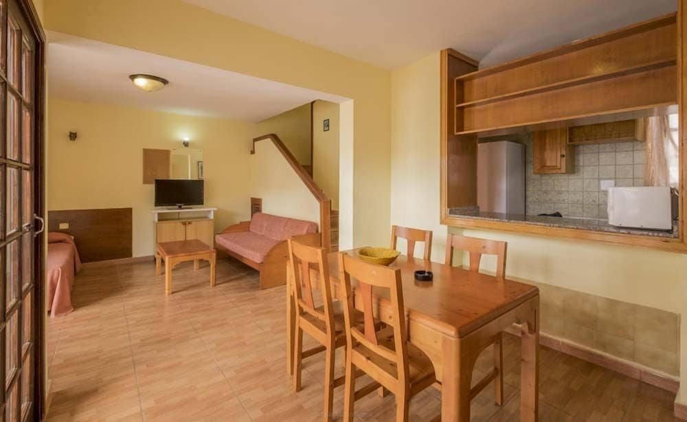 Apartamentos Tinerfe Garden — Hotel rooms in Costa Adeje, Canary Islands