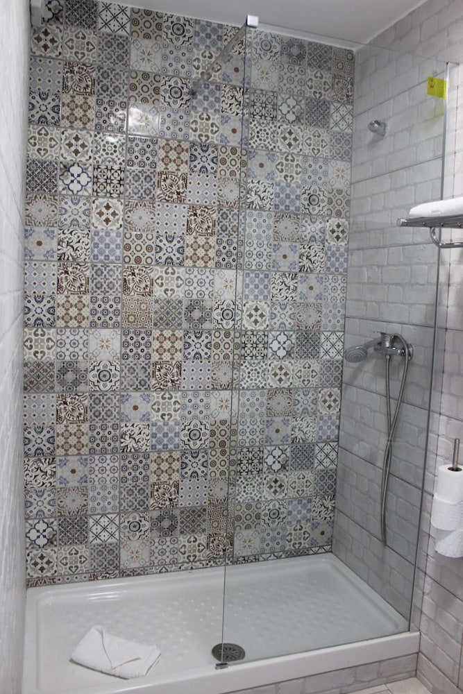 Apartamentos Tinerfe Garden — Hotel rooms in Costa Adeje, Canary Islands