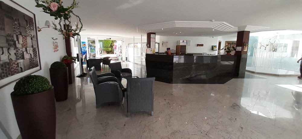 Apartments Turbo Club — Hotel building in Maspalomas, Canary Islands