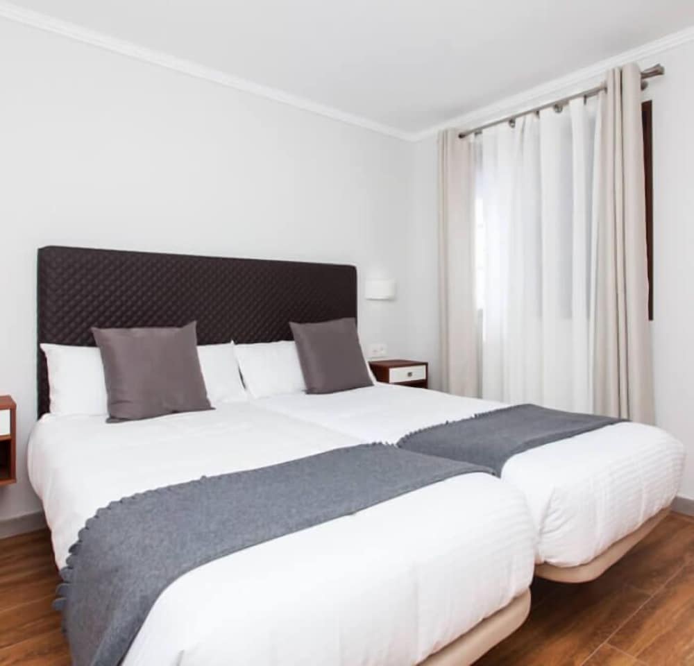 Apartamentos Villa Florida — Hotel rooms in Costa de Antigua, Canary Islands