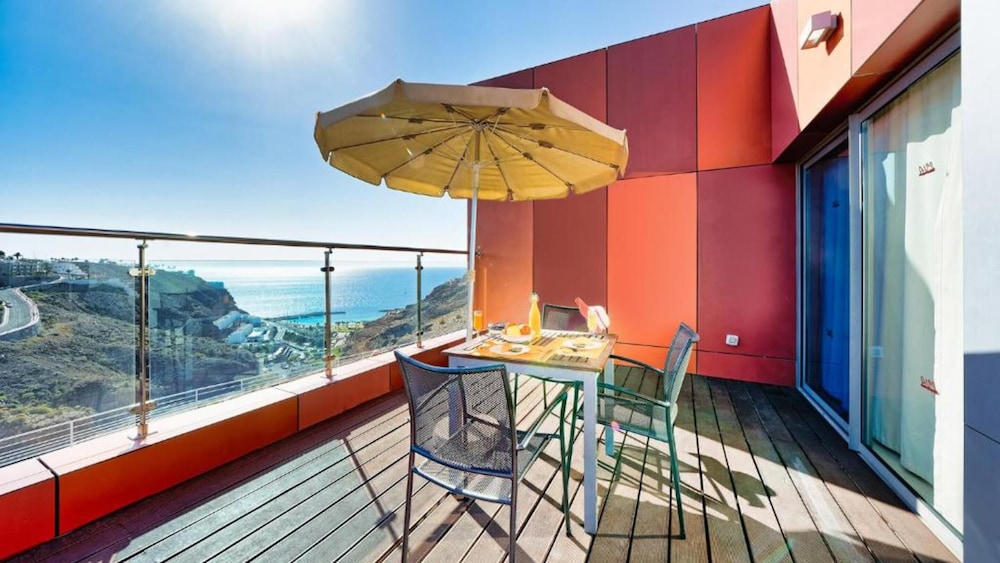 Las Villas de Amadores — Hotel rooms in Puerto Rico, Canary Islands