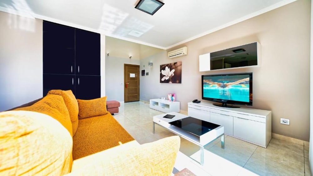 Las Villas de Amadores — Hotel rooms in Puerto Rico, Canary Islands