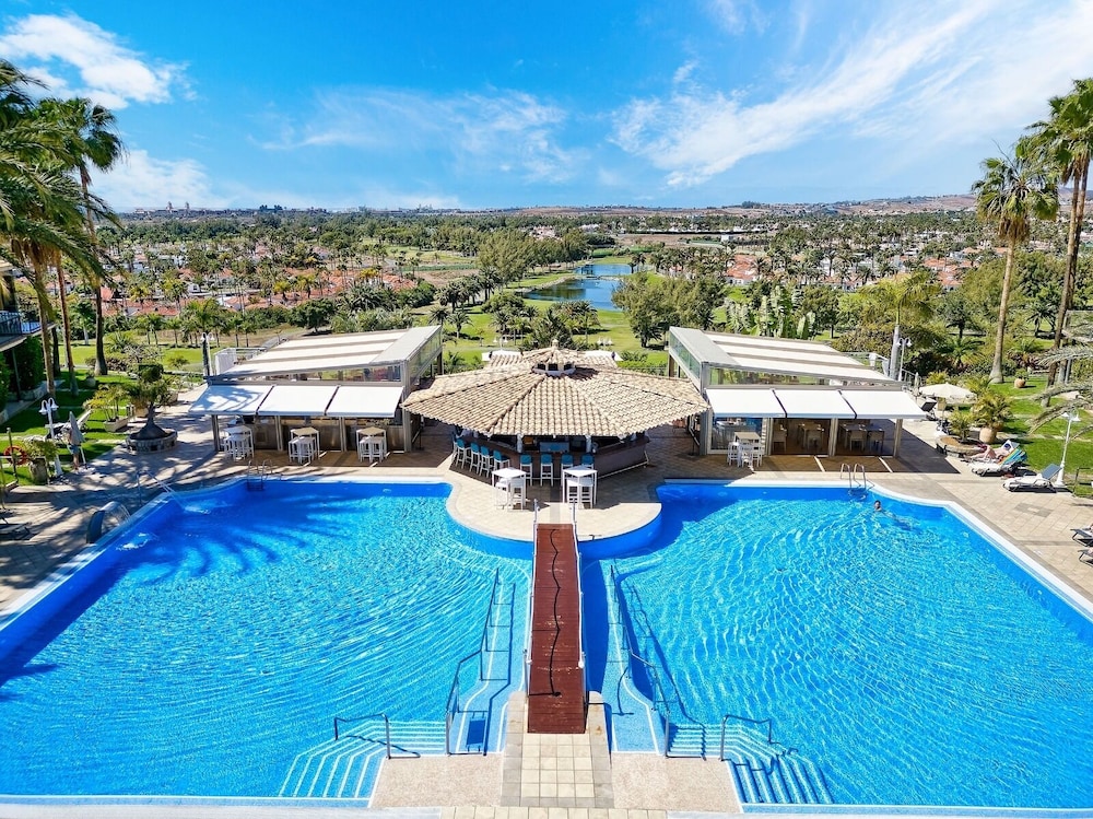 Bull Vital Suites & Spa Boutique Hotel - Only Adults — Swimming pool in Playa del Ingles, Canary Islands