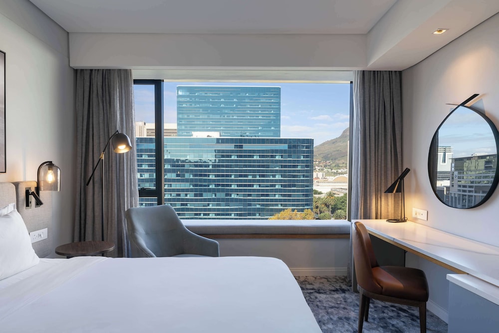 Radisson Hotel Cape Town Foreshore — Hotel rooms in Cape Town, Western Cape