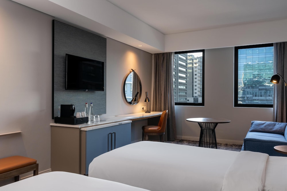 Radisson Hotel Cape Town Foreshore — Hotel rooms in Cape Town, Western Cape