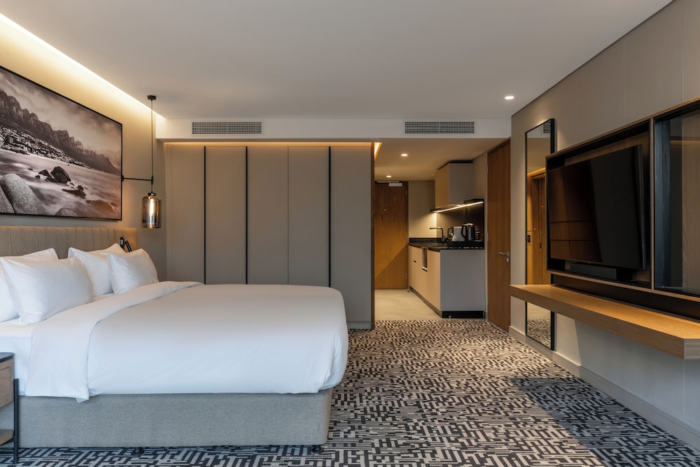 Radisson Hotel Cape Town Foreshore — Hotel rooms in Cape Town, Western Cape