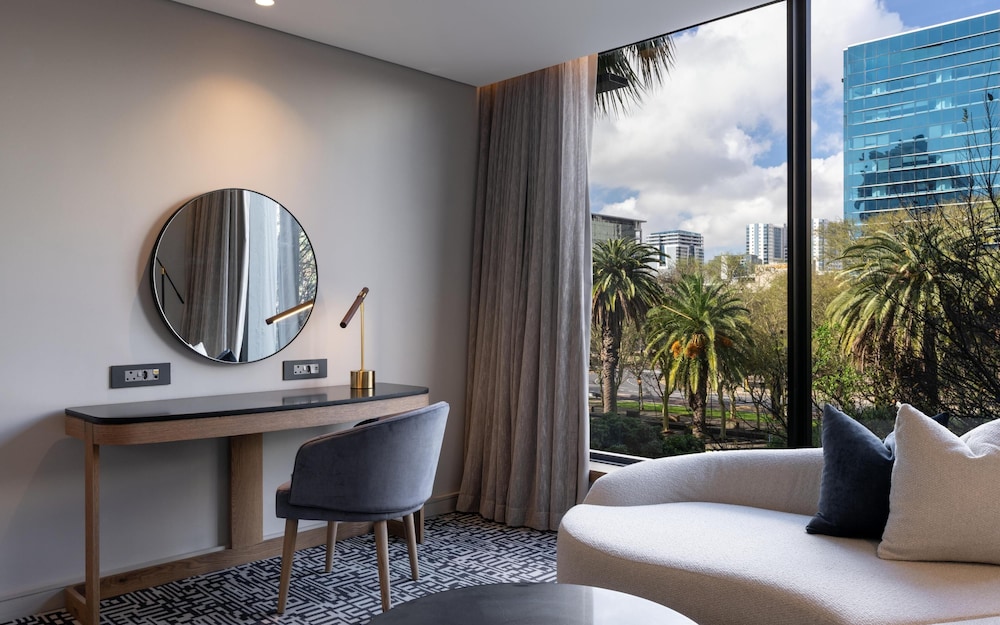 Radisson Hotel Cape Town Foreshore — Hotel rooms in Cape Town, Western Cape