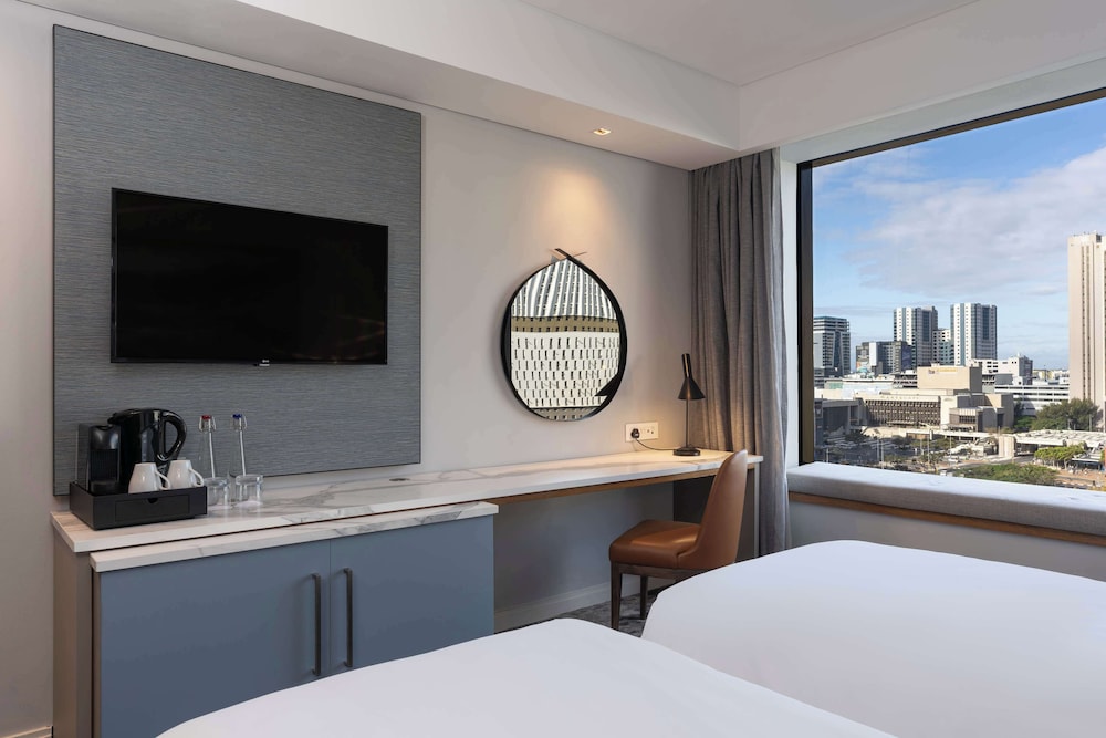 Radisson Hotel Cape Town Foreshore — Hotel rooms in Cape Town, Western Cape