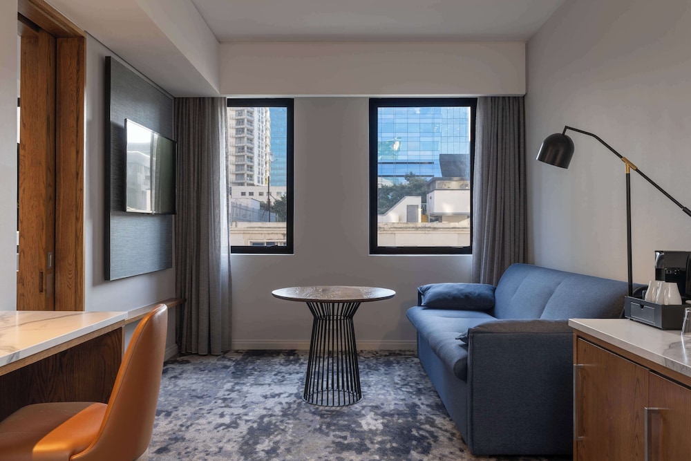 Radisson Hotel Cape Town Foreshore — Hotel rooms in Cape Town, Western Cape