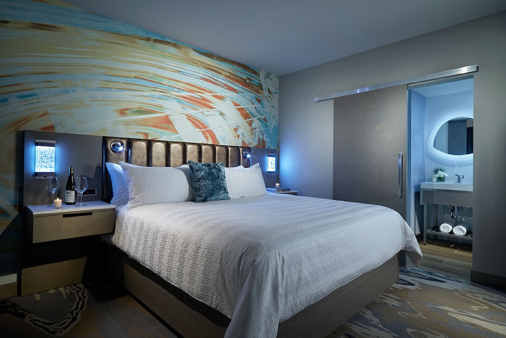 Hard Rock Hotel Daytona Beach — Hotel rooms in Daytona Beach, Florida