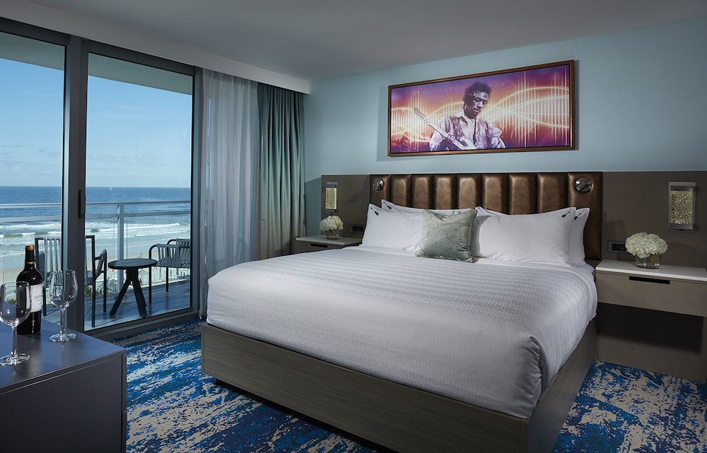 Hard Rock Hotel Daytona Beach — Hotel rooms in Daytona Beach, Florida