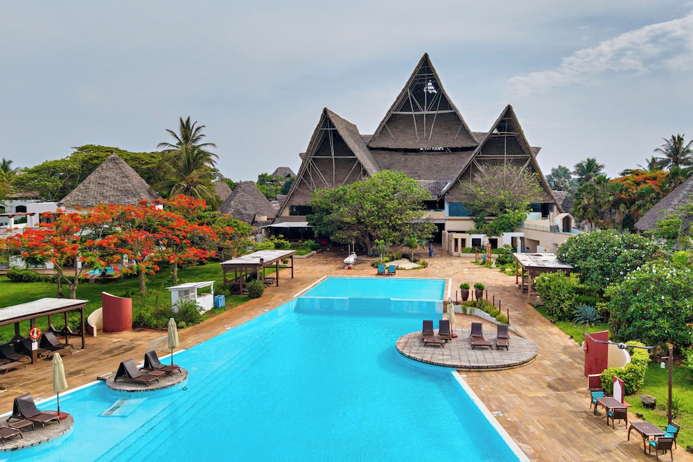 Essque Zalu Zanzibar — Swimming pool in Nungwi, Zanzibar North