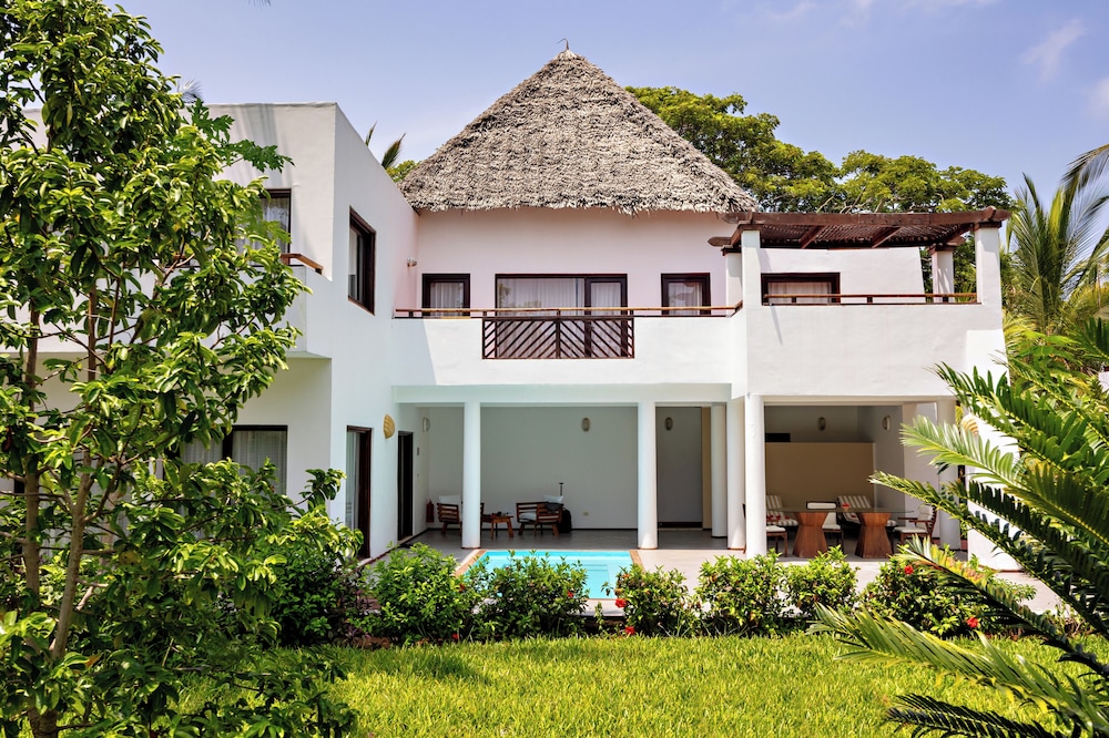 Essque Zalu Zanzibar — Swimming pool in Nungwi, Zanzibar North