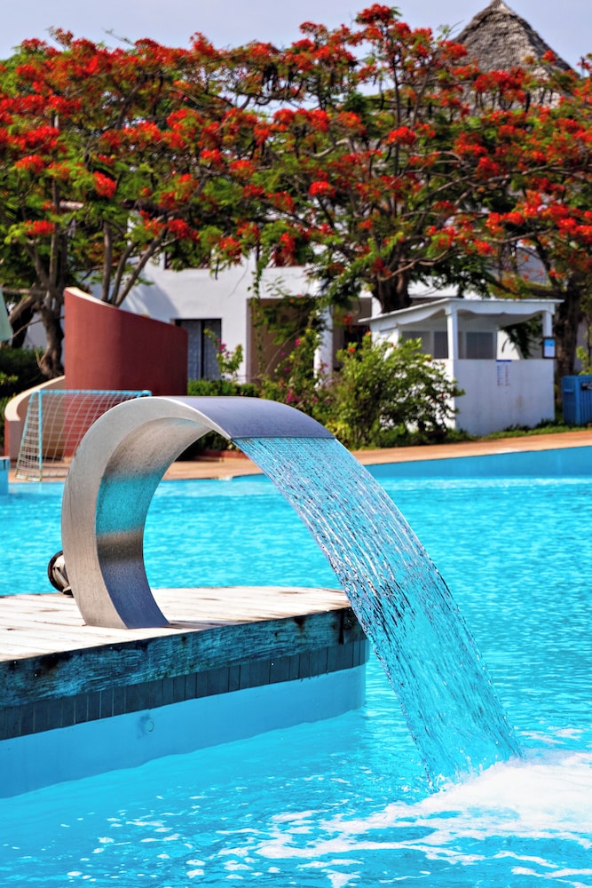 Essque Zalu Zanzibar — Swimming pool in Nungwi, Zanzibar North
