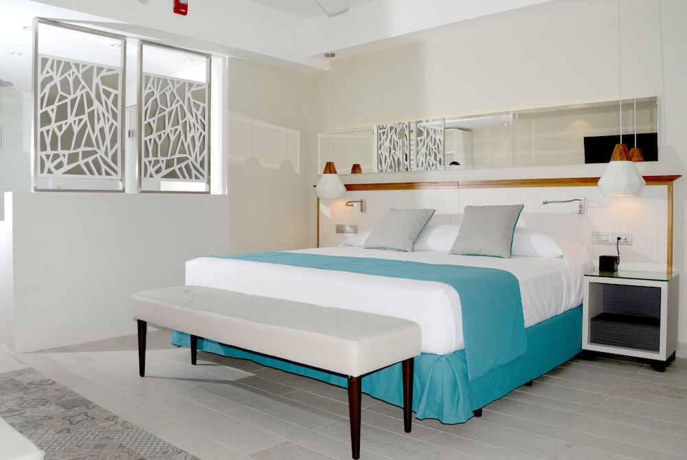 Catalonia Royal La Romana - All Inclusive - Adults Only — Hotel rooms in Bayahibe, La Altagracia