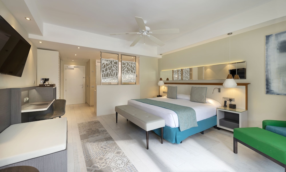 Catalonia Royal La Romana - All Inclusive - Adults Only — Hotel rooms in Bayahibe, La Altagracia