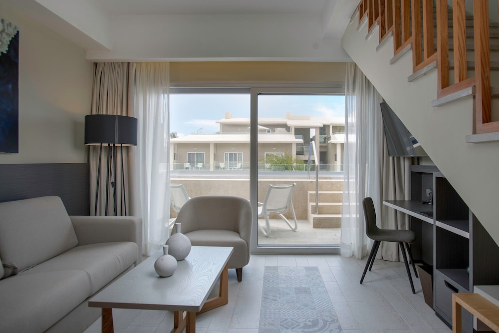 Catalonia Royal La Romana - All Inclusive - Adults Only — Hotel rooms in Bayahibe, La Altagracia