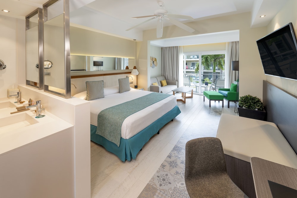 Catalonia Royal La Romana - All Inclusive - Adults Only — Hotel rooms in Bayahibe, La Altagracia