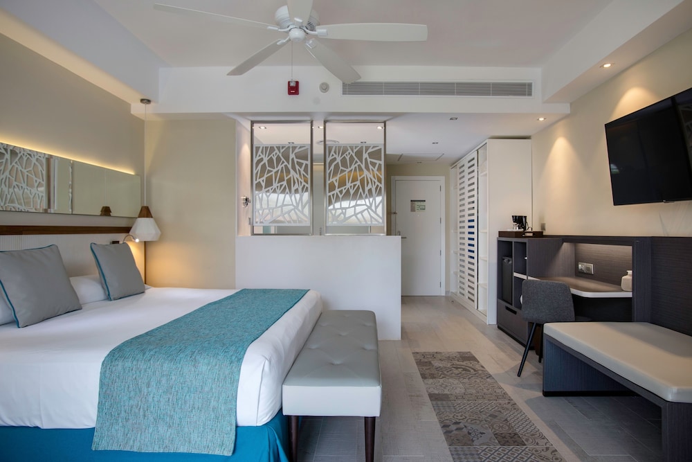 Catalonia Royal La Romana - All Inclusive - Adults Only — Hotel rooms in Bayahibe, La Altagracia